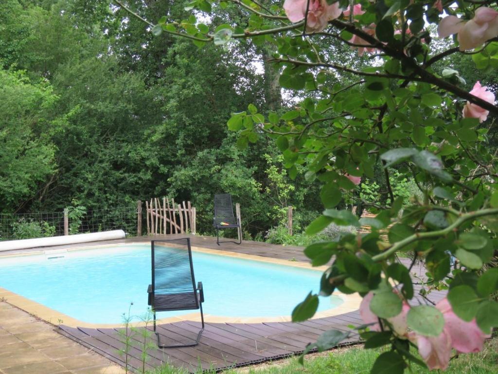 Tente Suspendue Au Coeur De La Foret Sainte-Croix-de-Volvestre ภายนอก รูปภาพ